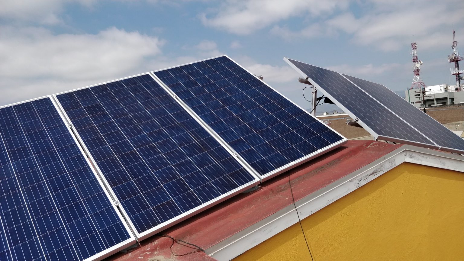 Residencial 1 Instalación De Sistema Fotovoltaico Hedron Proyecto 